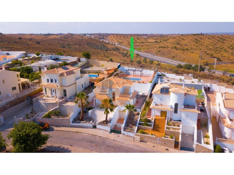 Property photo 3 of 53