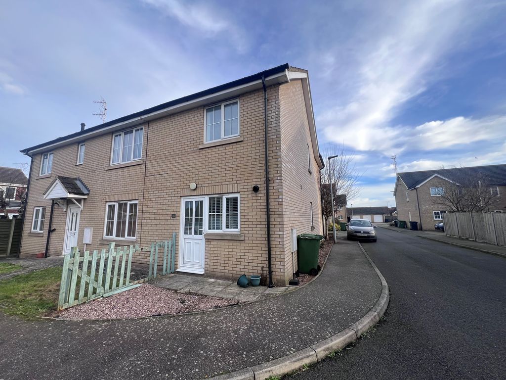 Property photo 1 of 12 Front