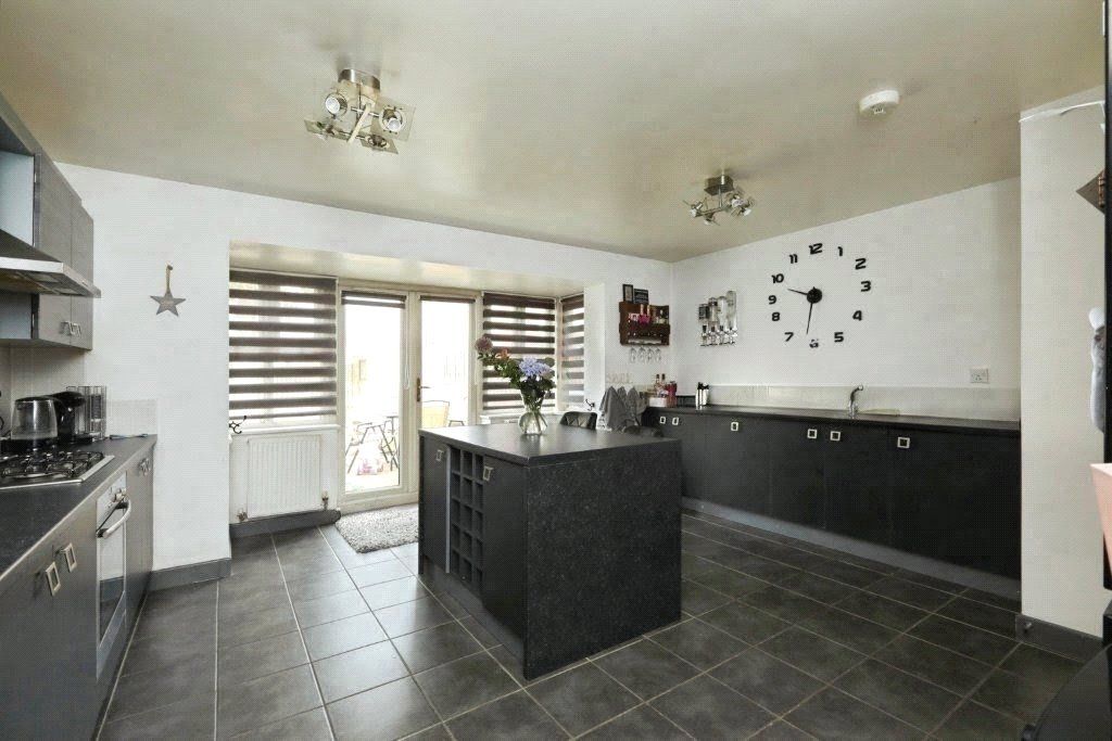 Property photo 3 of 18 Picture No. 37
