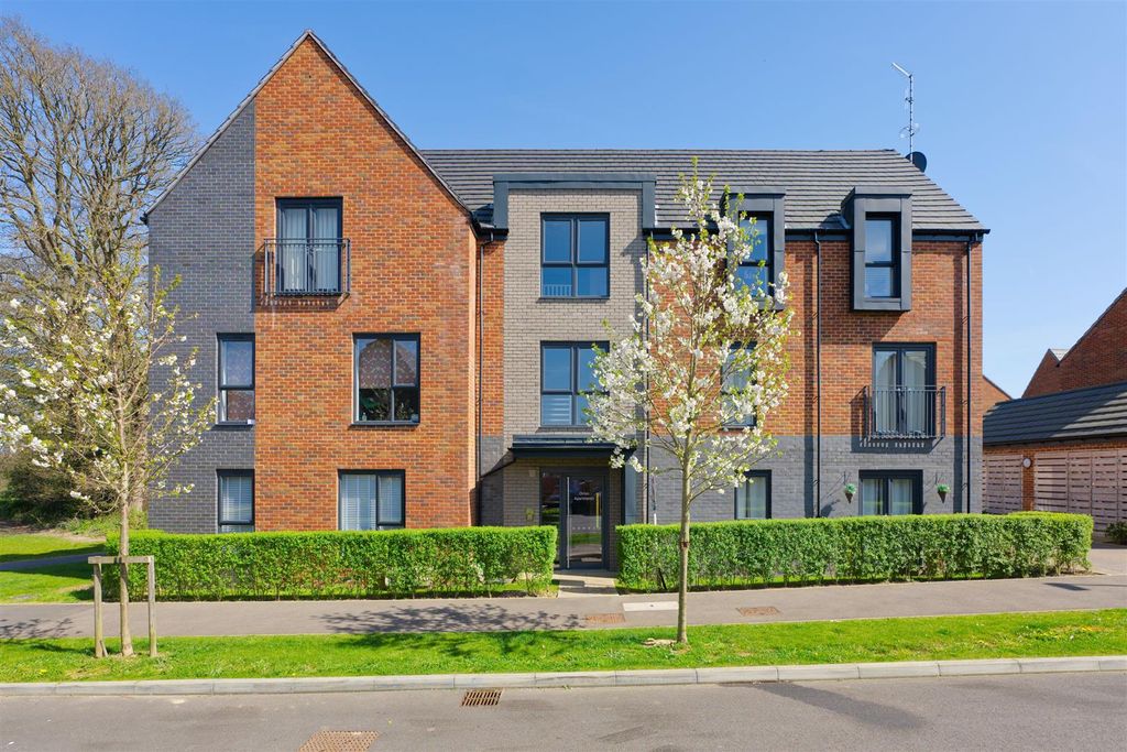 Property photo 2 of 12 1.Jpg