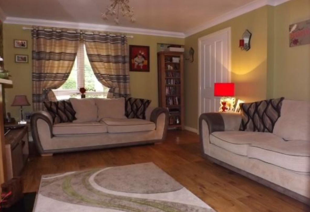 Property photo 2 of 4