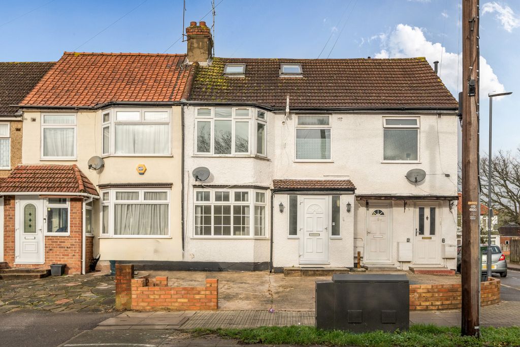 Property photo 1 of 20 1416056-1-698Ef25...