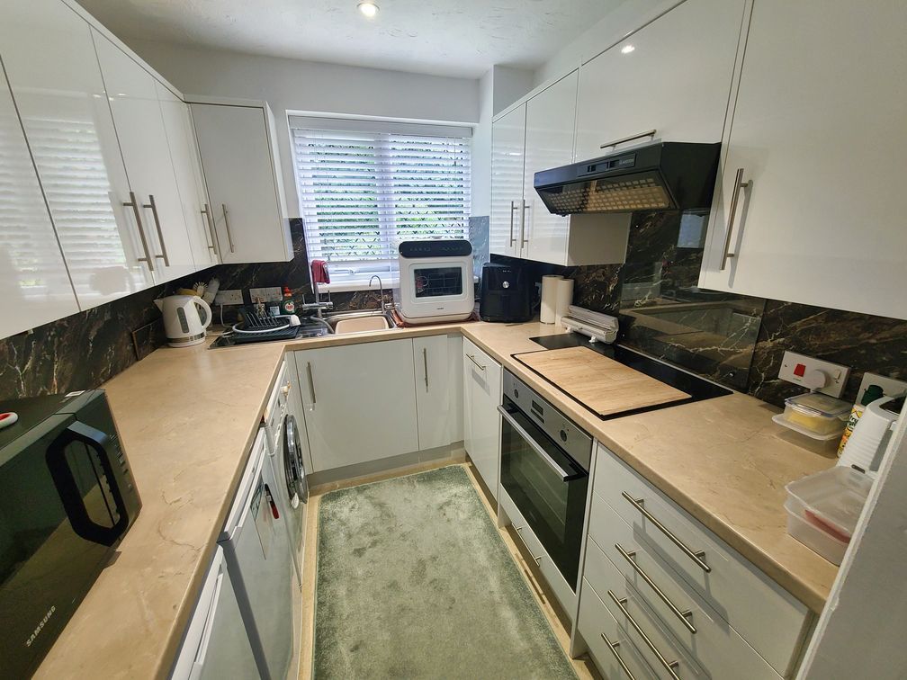 Property photo 2 of 14