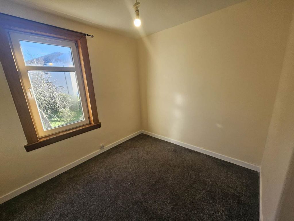 Property photo 3 of 6 1000157339