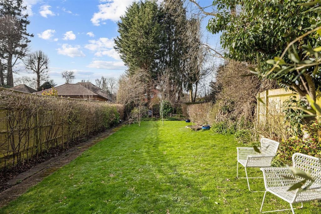 Property photo 3 of 26