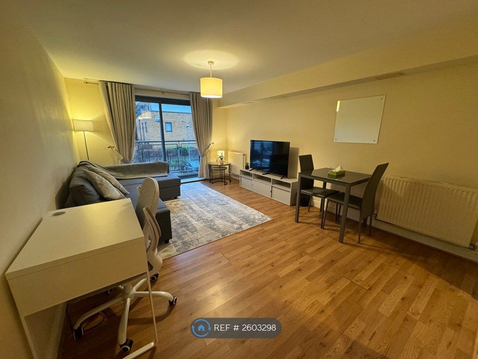 Property photo 2 of 10