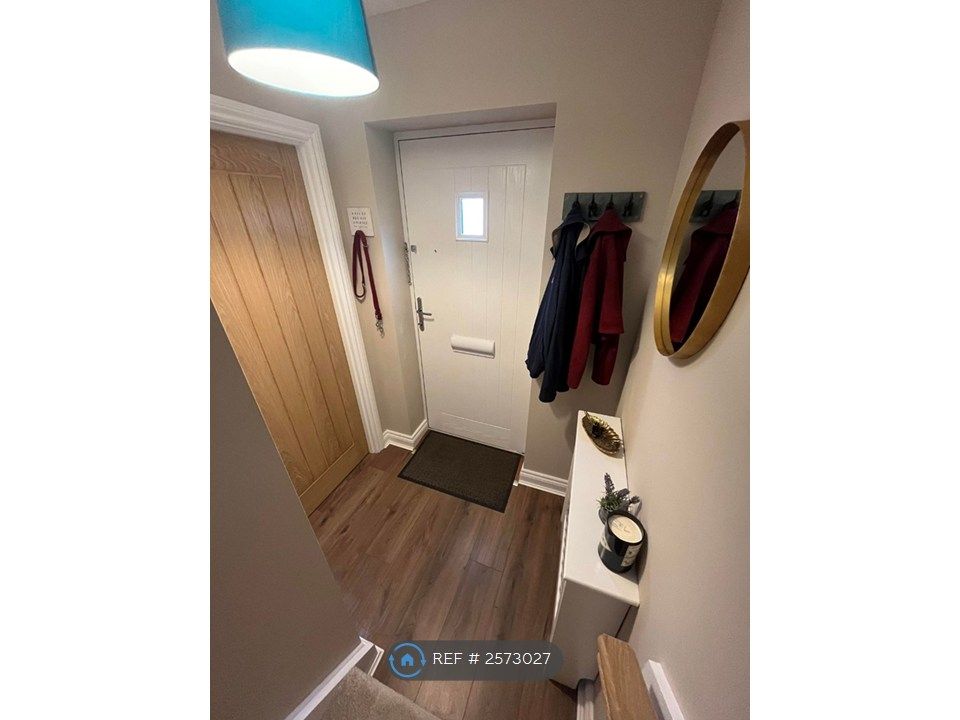 Property photo 2 of 18 Hall