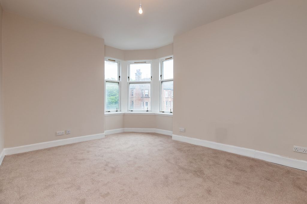 Property photo 2 of 12 2