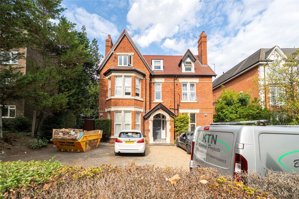 Property photo 1 of 11 Picture No. 12