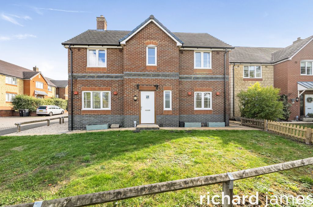 Property photo 1 of 20 E6Efb4Ff019d4c4Eaa2598d43c204E62