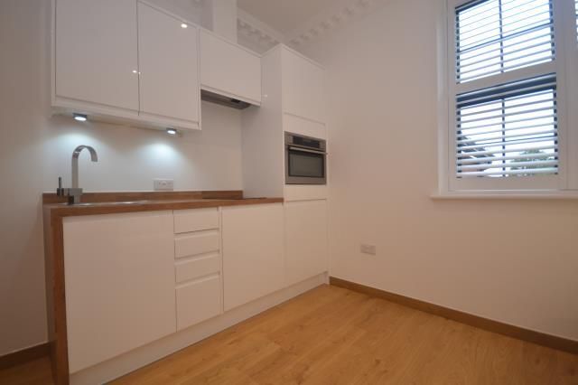 Property photo 2 of 4 Kitchen