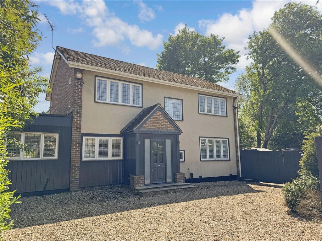 Property photo 3 of 22 Front