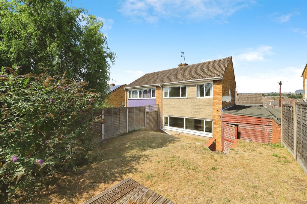 Property photo 2 of 15