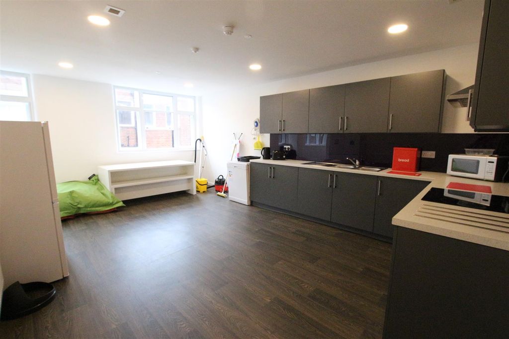 Property photo 3 of 6 Img_8187.Jpg