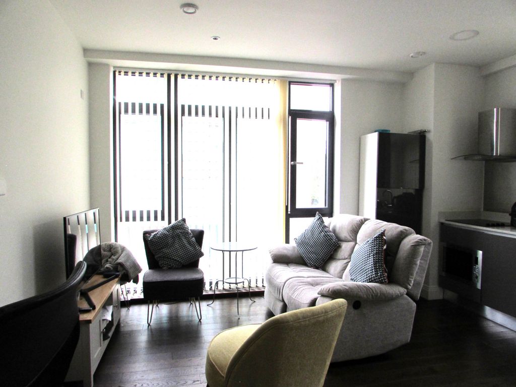 Property photo 2 of 5 Gallery