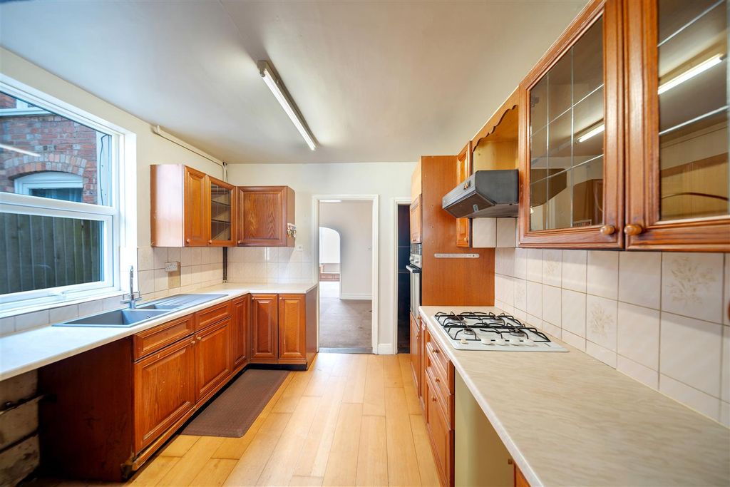 Property photo 2 of 13 85 Foxhall Rd-34.Jpg