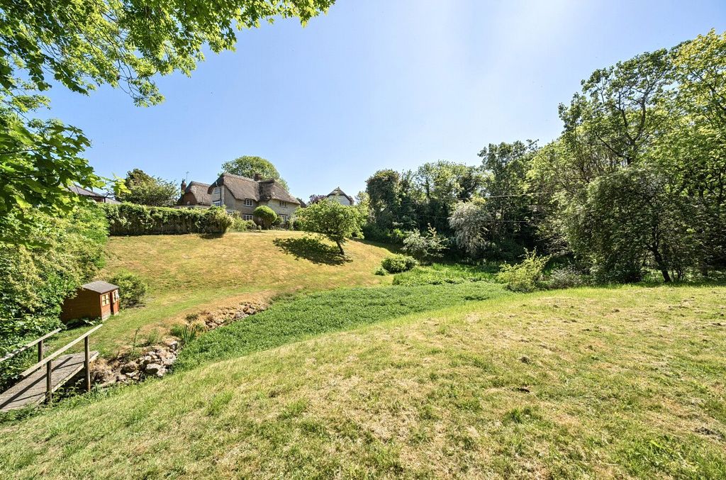 Property photo 1 of 17 Picture No. 16