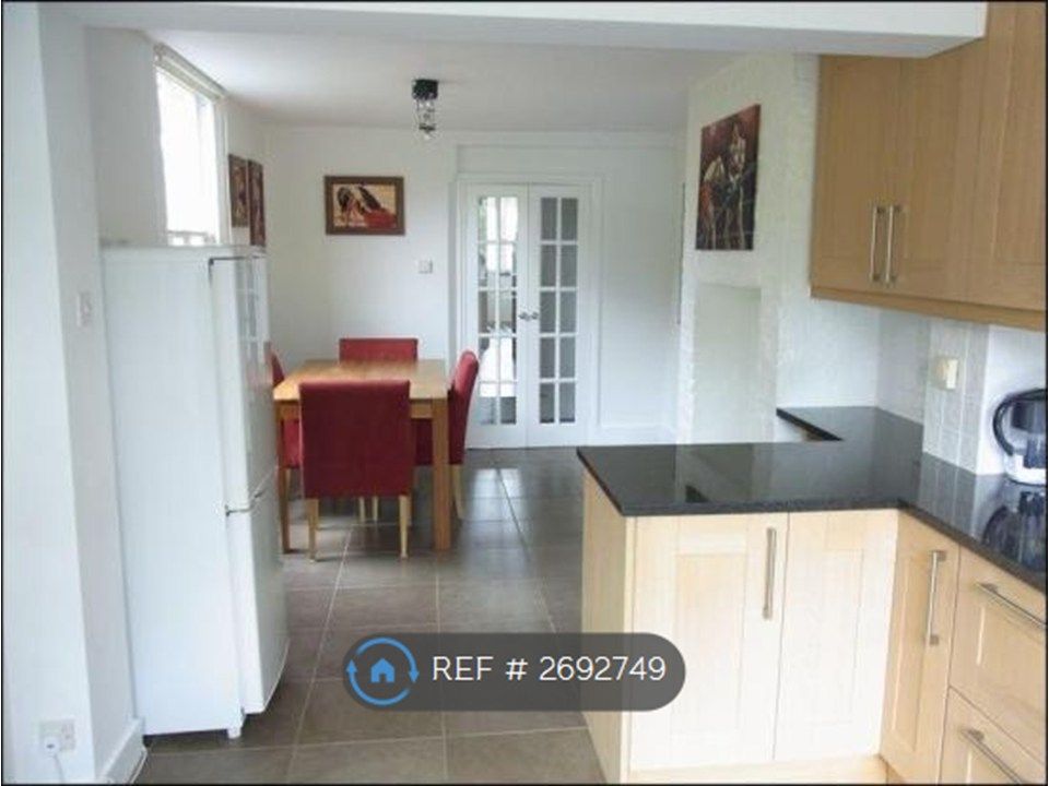 Property photo 2 of 6 Kitchen-Breakfast