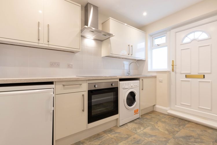 Property photo 2 of 9 309745