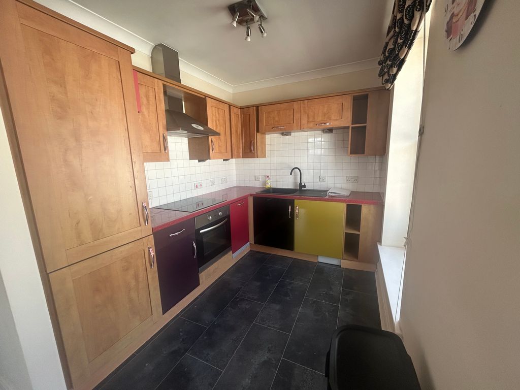 Property photo 2 of 9