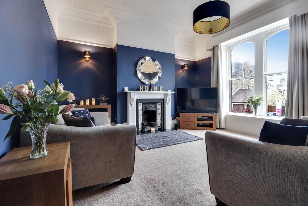 Property photo 2 of 23 Img_3067-Img_3069