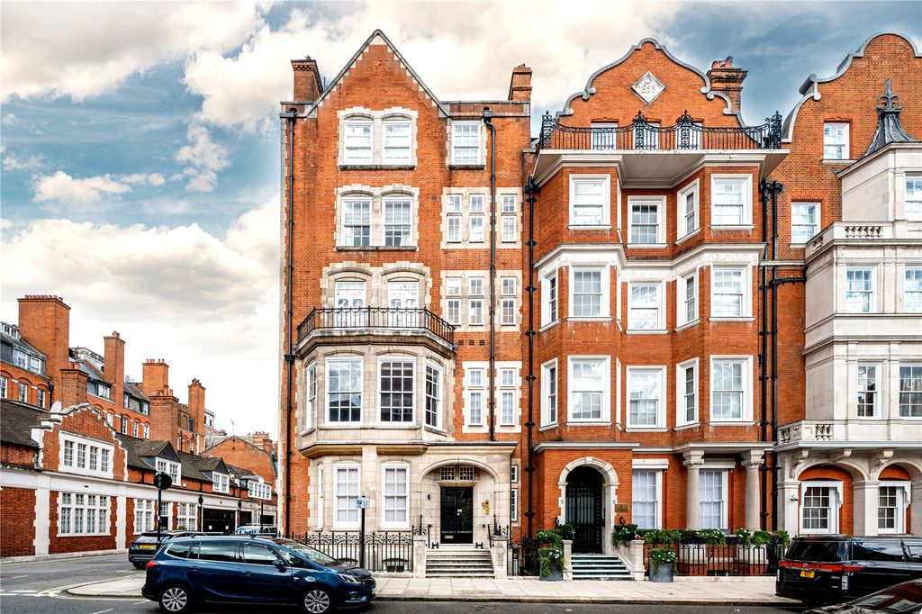 Property photo 2 of 12 Exterior