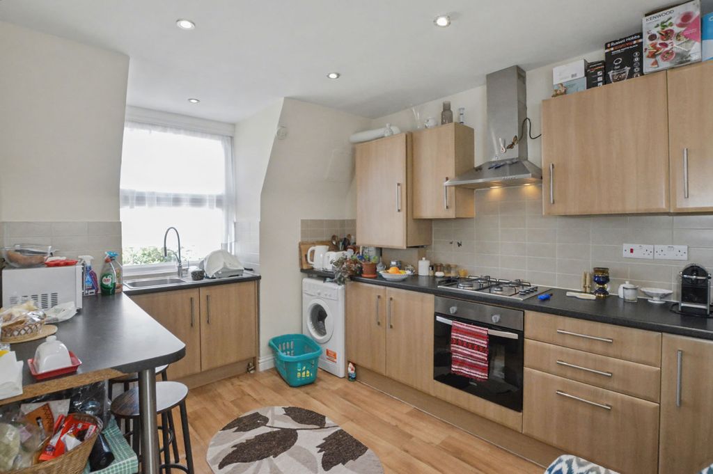 Property photo 3 of 13 Stationrd957520260427083502_Dsc_0917_902Vk.Jpg