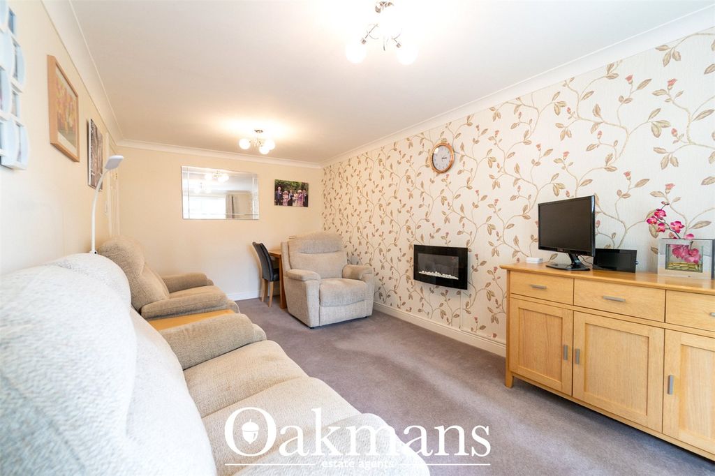 Property photo 2 of 33 Picture No. 08