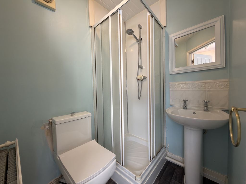 Property photo 3 of 4 Shower Room