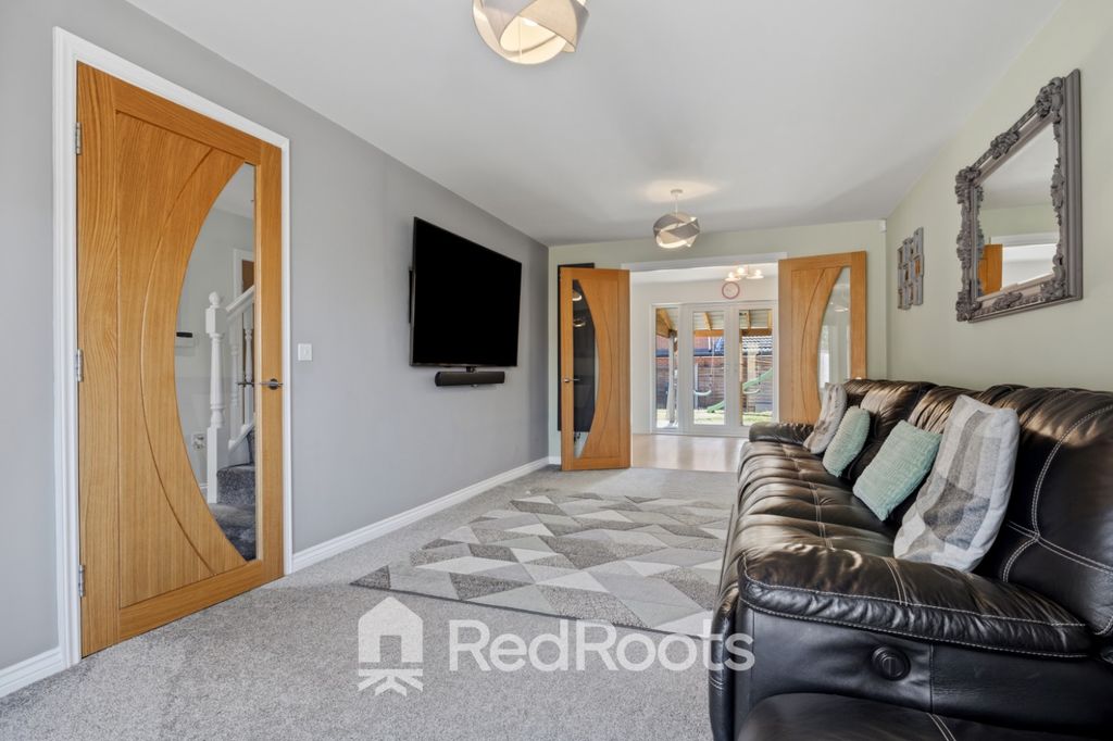 Property photo 2 of 34 5305603