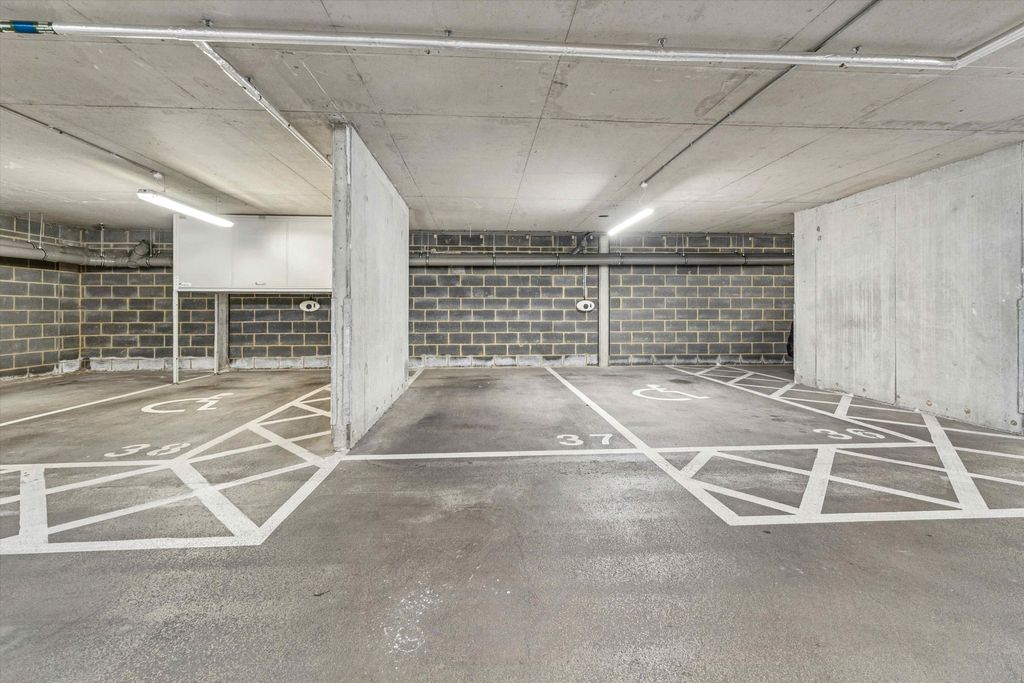 Property photo 3 of 12 Image