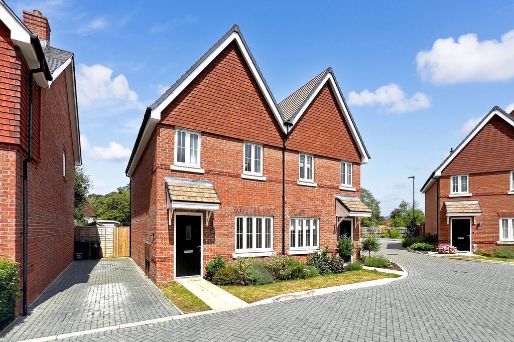 Property photo 1 of 11 Photo 14