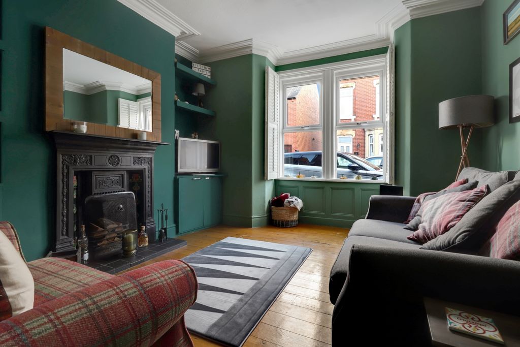 Property photo 2 of 17 Img_0744-Img_0746