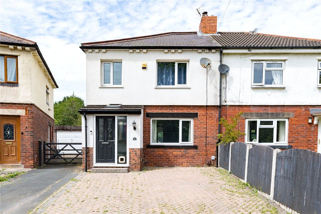 Property photo 1 of 15 Front