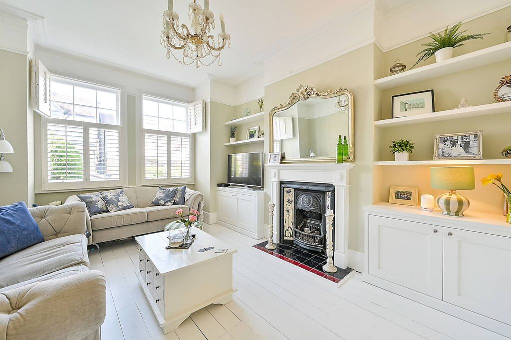 Property photo 1 of 20