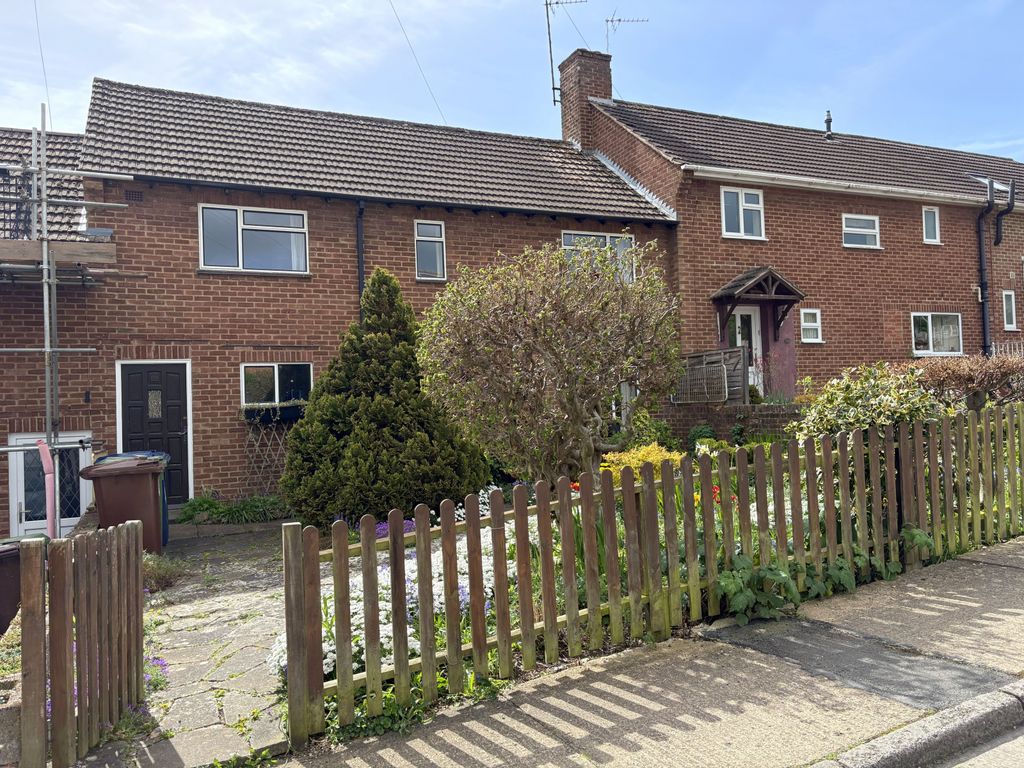 Property photo 1 of 18 3 Bedroom Terraced House For Sale
