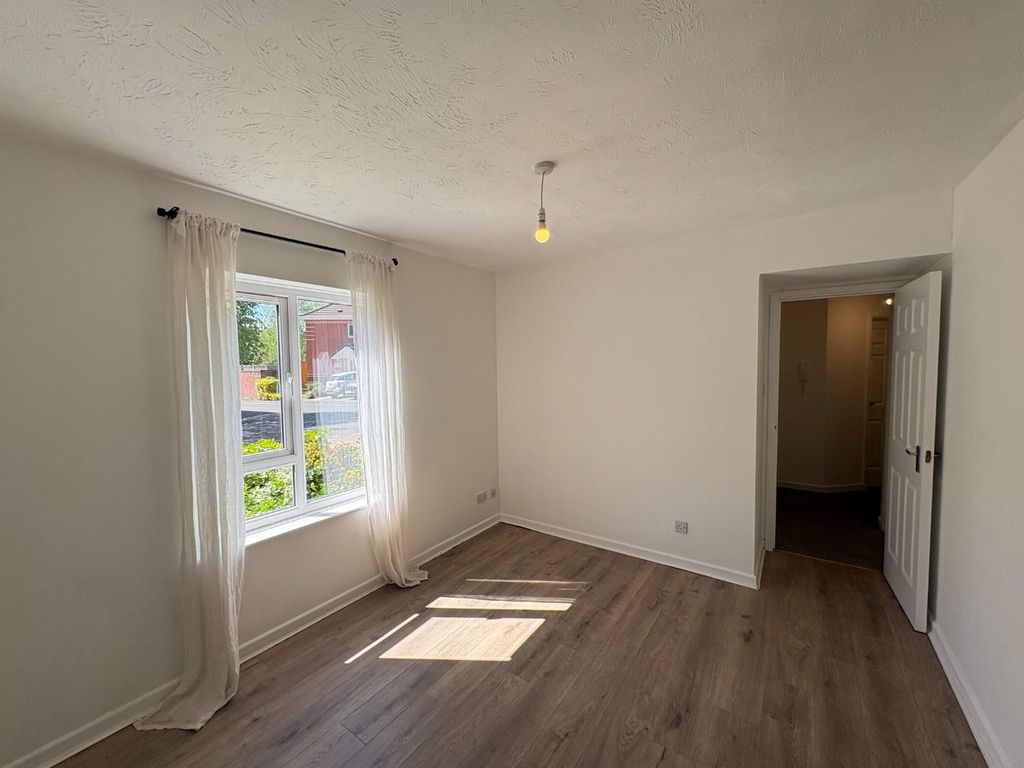 Property photo 3 of 13 Img_5918.Jpg