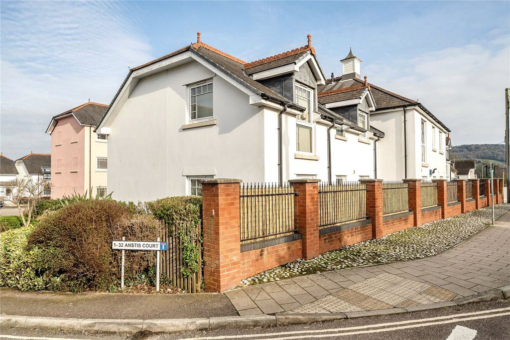 Property photo 1 of 10 Picture No. 01