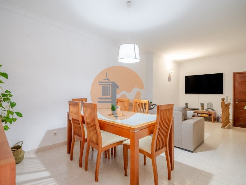 Property photo 2 of 34