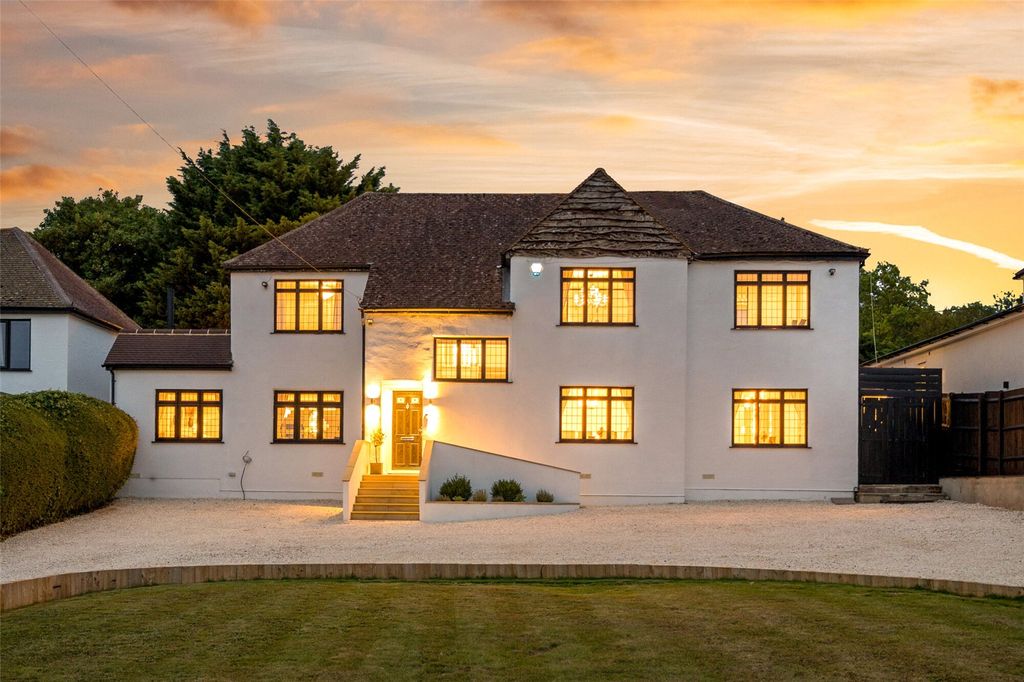 Property photo 1 of 44 Picture No. 82