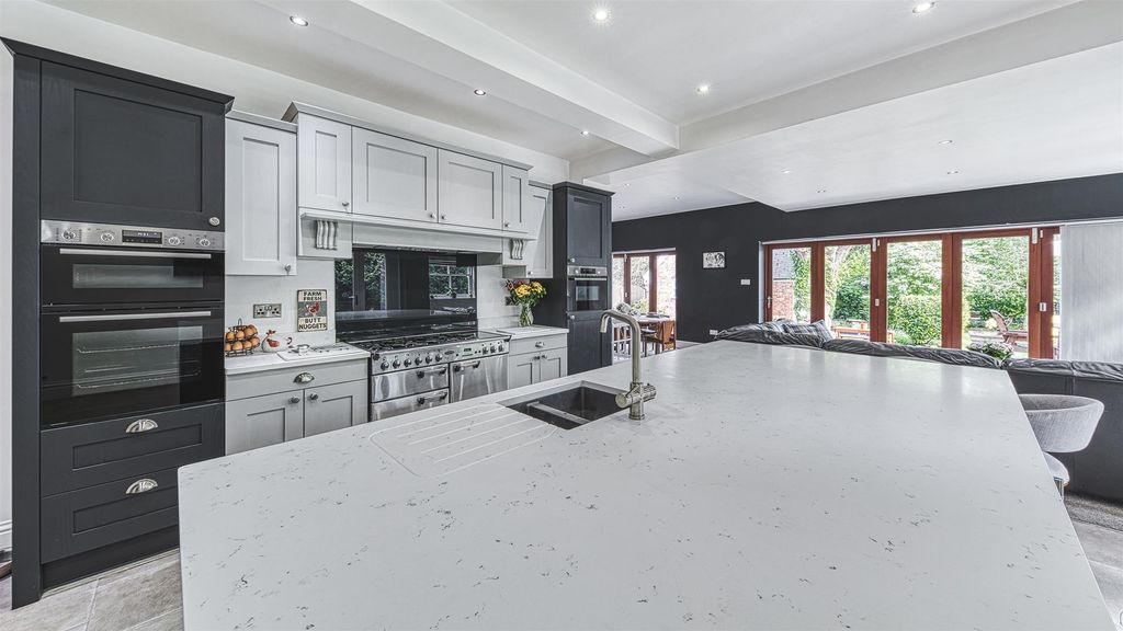 Additional image 8 of 5 bed detached house for saleStation Road, Mickleover, Derby DE3