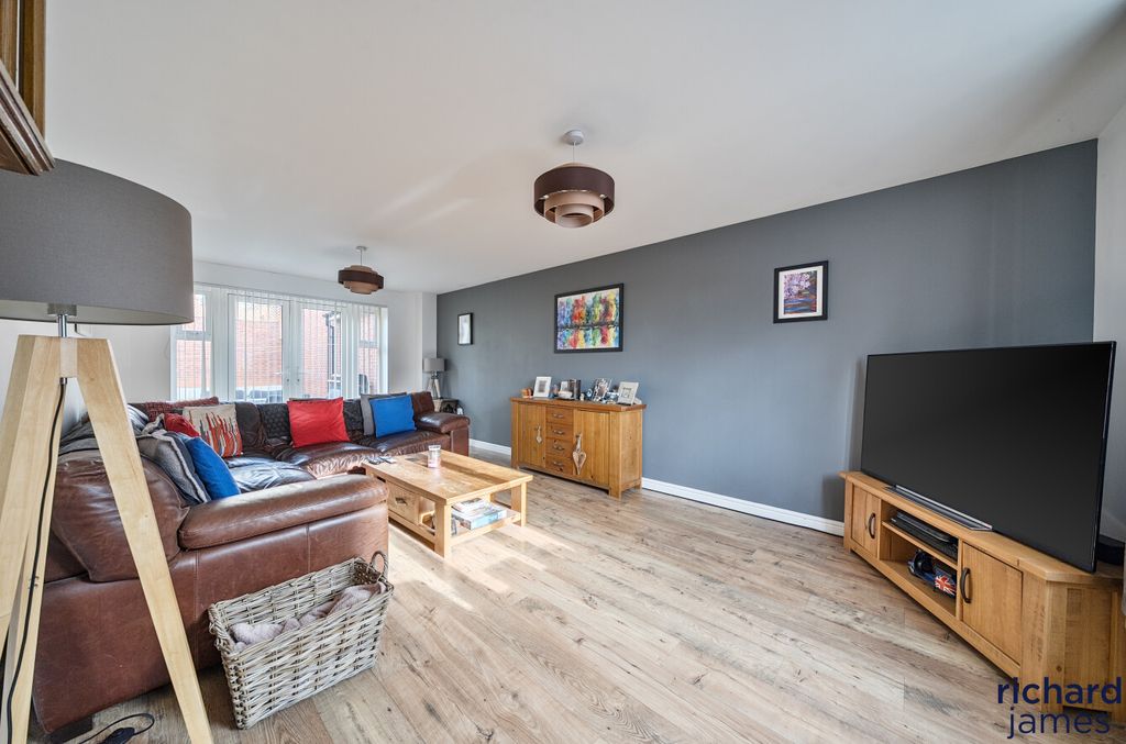 Property photo 2 of 21 3dc640B58d204d4Db2Ded149475c8334