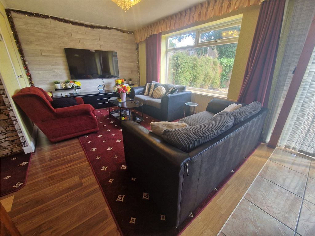 Property photo 2 of 15 Picture No. 03