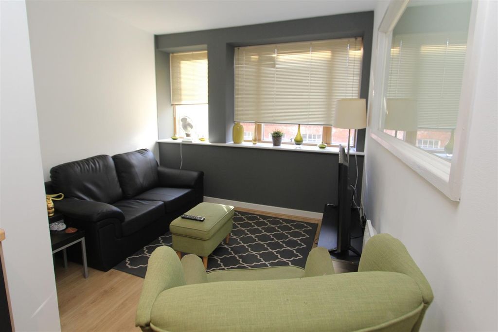 Property photo 1 of 8 Img_0159.Jpg