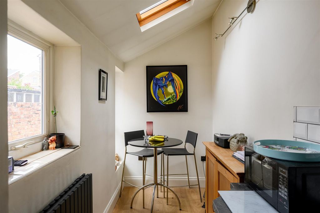 Property photo 2 of 19 Kitchen Dining Space