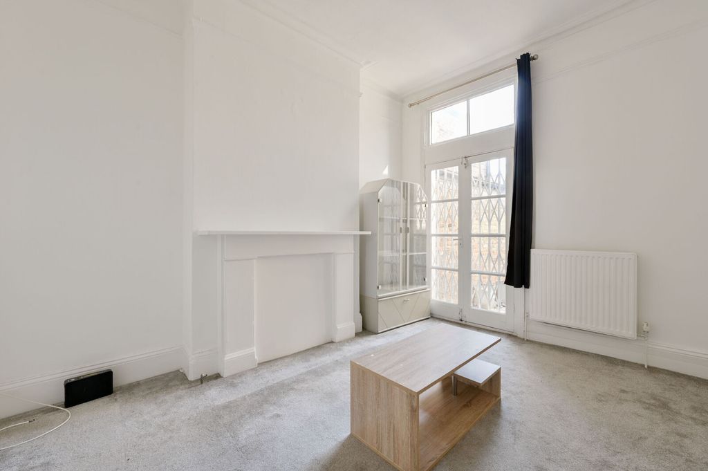 Property photo 3 of 7