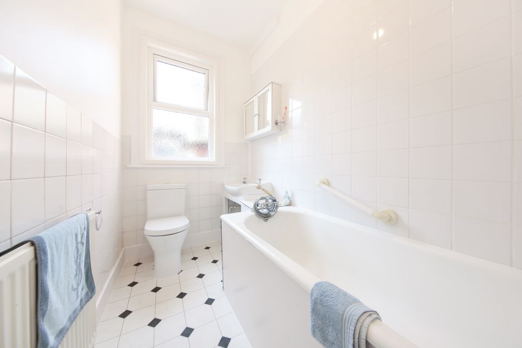 Property photo 3 of 5 12A Odessa Road - Hjyhad4Fdxojtbo1Kolg