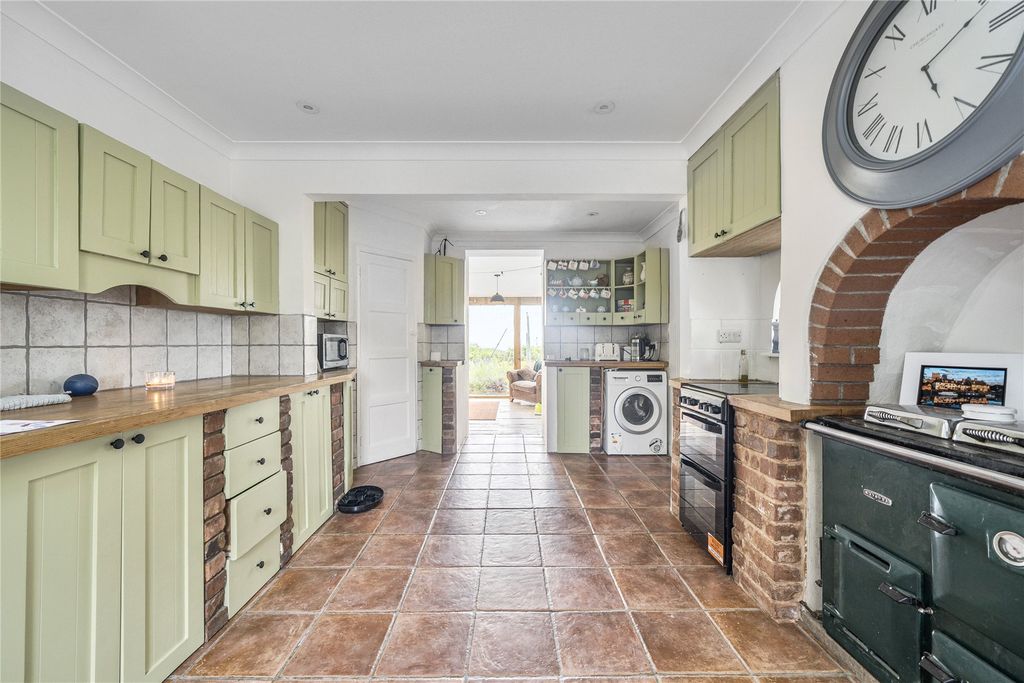 Property photo 3 of 17 3 - Picture No. 48