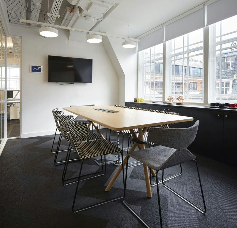 Property photo 2 of 4 Meeting Room.Jpg