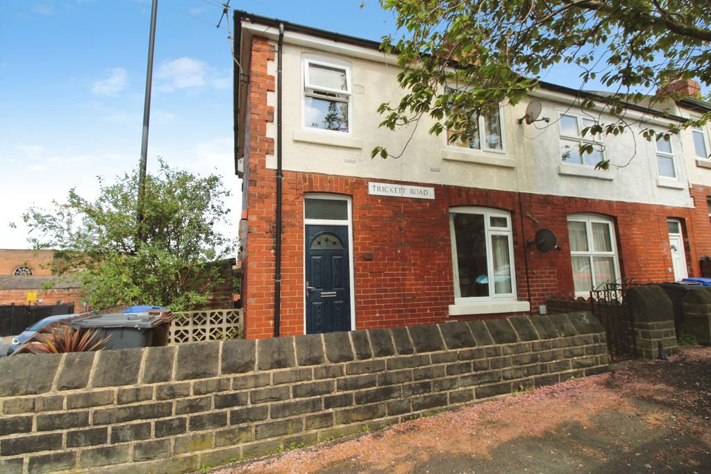 Property photo 1 of 14 47737Db7-Img_0458